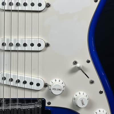 Fender American Series Stratocaster - Blue Chrome w/ Original Hard Case - 2004 image 5