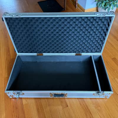 Pedaltrain PT-32-BTC-X Tour Case with Wheels for Classic Pro/Novo 32 2010s image 2