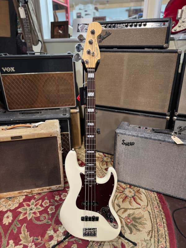ベース Fender Jazz Bass Custom Shop mod Fender Custom Shop Limited Edition 1966 Jazz Bass Journeyman Relic