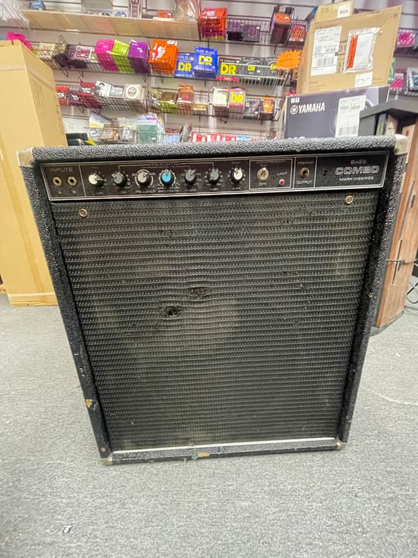 Peavey Series 260C Mark III 400 Watts image 1