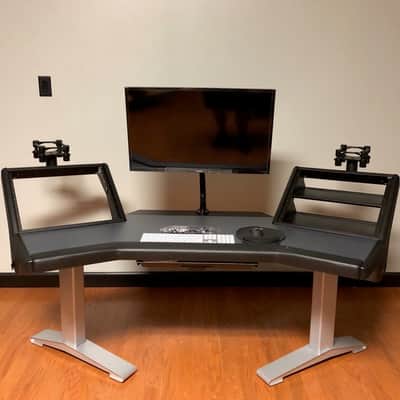 Studio Desk + Two 12U Racks + Headphones Bild 2