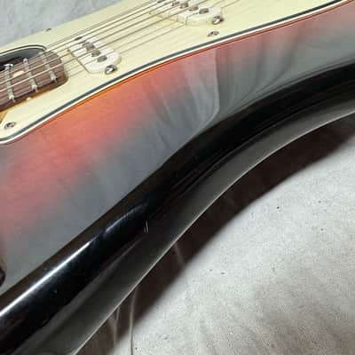 Fender American Standard Stratocaster Guitar 2008 - 3-Color Sunburst / Rosewood fingerboard image 19