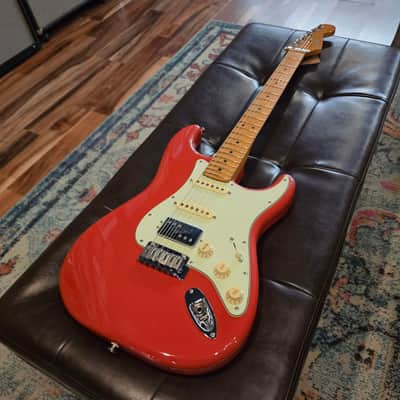 2023 Fender Player Plus HSS Stratocaster - Noiseless + Wide Range - Fiesta Red - w/Gig Bag image 4