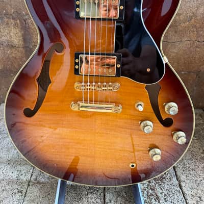 Yamaha SA2200 1992 - Present - Violin Sunburst image 3