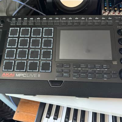 Akai MPC Live III Standalone Sampler / Sequencer 2025 - Present - Black image 5