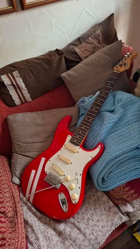 Fenix by Young Chang Stratocaster Late 90s image 1