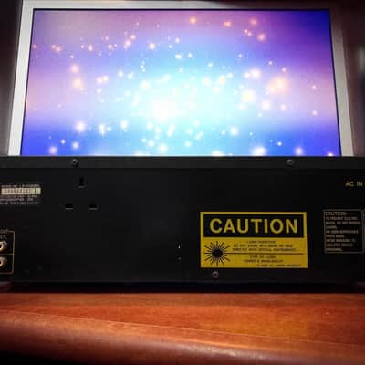 PANASONIC LX-H180 Laser-Disc Player + Movies Bundle image 7