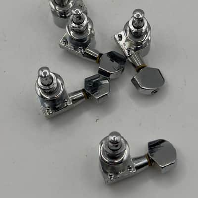 Yamaha 6 Inline Tuners 1990’s - Chrome image 4