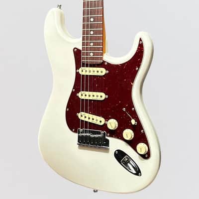 Fender American Ultra Stratocaster USA Electric Guitar 2020 - Arctic Pearl image 3