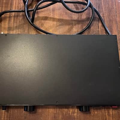 Furman PL-8 Series II Power Conditioner - 8 Outlets, W/ Lights image 3