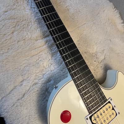 Gibson Buckethead Signature Les Paul 2009 - 2011 - Alpine White image 9