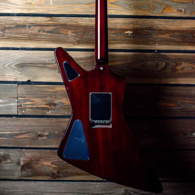 1982 Hamer Standard w/very rare sustain block tremolo. 4 digit serial and very clean image 4