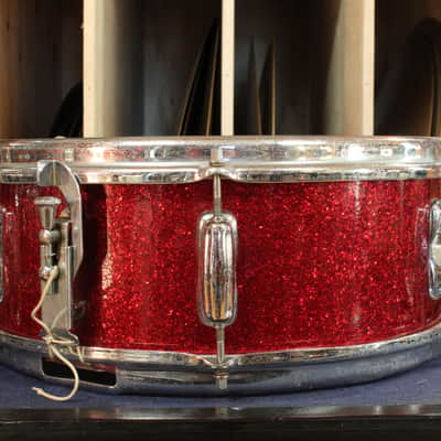 Slingerland 1960s 5.5x14 Deluxe Student Model Snare Drum in Sparkling Red Pearl image 4