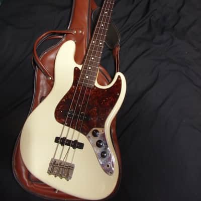 Rare Vintage Fender Japan JV JB62 Jazz Bass Vintage White w/gigbag 1982-83 image 1