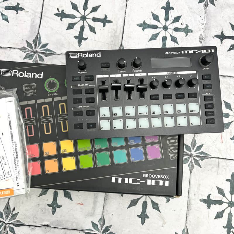 Roland MC-101 Groovebox image 1