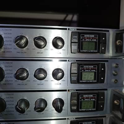 TC Electronic M300 Dual Engine Effects Processor 2000s - Silver image 4