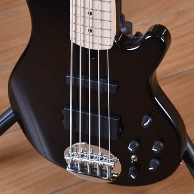 Lakland Skyline 5502 5 Black image 3