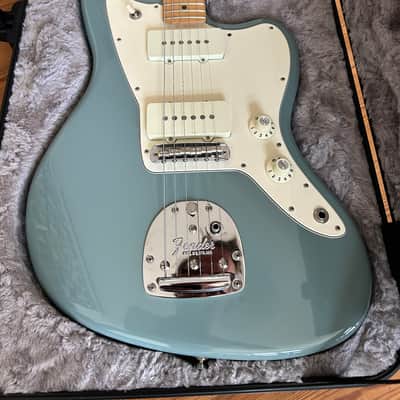 Fender American Professional Jazzmaster with Maple Fretboard 2017 - 2019 - Sonic Grey image 5