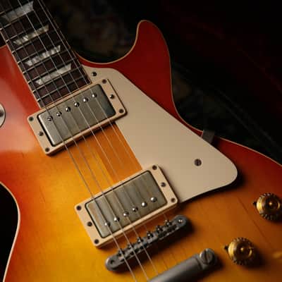 Gibson USA Custom Shop 58' R8 Reissue Les Paul Washed Cherry Sunburst image 10