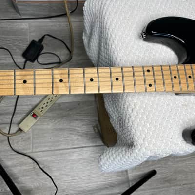 Left Handed, Rare, Vintage Samick Strat-style Electric guitar, made in Korea. image 4