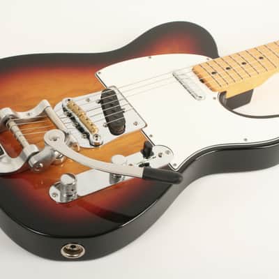Fender Custom Shop 1967 Telecaster Bigsby DLX Closet Classic Maple Fingerboard 3-Color Sunburst CZ582734 image 3