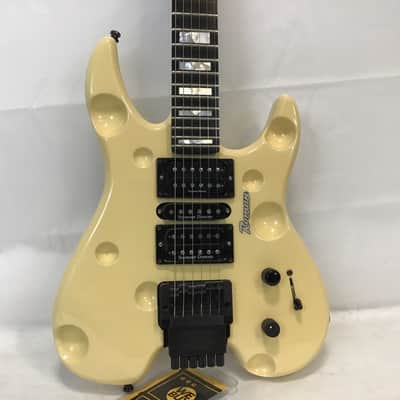 Roman Custom Headless "Cheeseburger" image 1