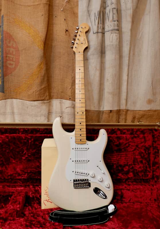 Fender American Vintage '56 Stratocaster | Reverb Canada