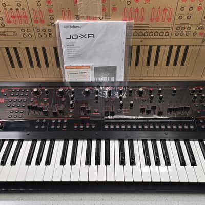 Roland JD-XA - Analog / Digital Crossover Synthesizer(Demo) [Three Wave Music]