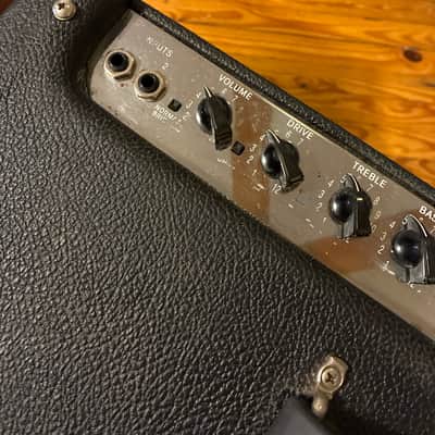 Fender Deluxe 2004-upgraded image 7