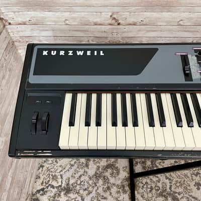 Used Kurzweil PC1X 88 Key Synth Keyboard image 2