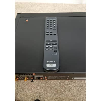 Sony CDP-XB920E - Good w/ remote image 14