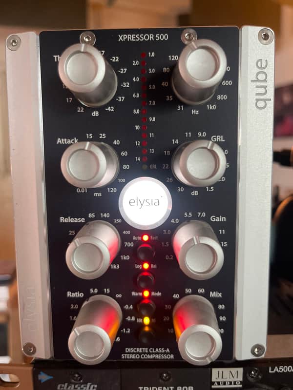 Elysia xpressor qube 500 Series Discrete Class-A Stereo Compressor in Powered Enclosure 2020 - 2021 - Blue image 1