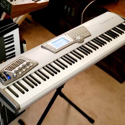 MUST SEE!!! ALESIS FUSION 8HD STILL IN ORIGINAL BOX, SERVICED AND IN AMAZING CONDITION!