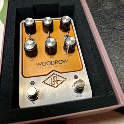Universal Audio UAFX Woodrow ’55 Instrument Amplifier 2022 - Present - Copper / Silver image 1