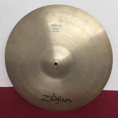 Zildjian 18" A Series Medium Ride Cymbal 1982 - 2005 - Traditional image 7