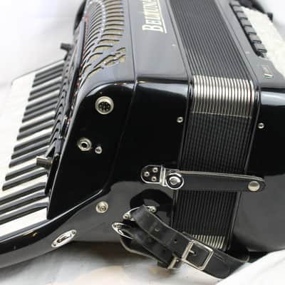2863 - Black Beltuna Leader V Piano Accordion LMMMH 45 120 image 5
