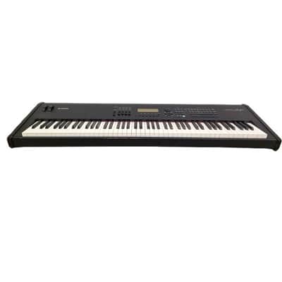Yamaha S90 - Synthesizers - Good
