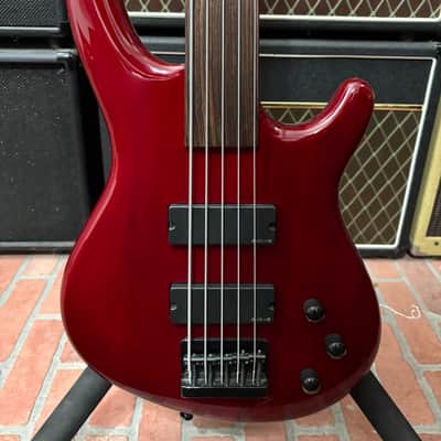 Dean Edge 5 Fretless Bass image 1