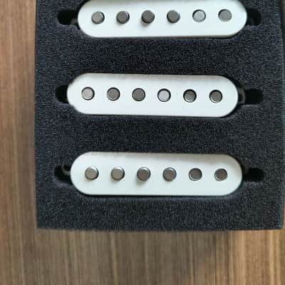 Tonerider Alnico 2 Blues Stratocaster pickup set image 1