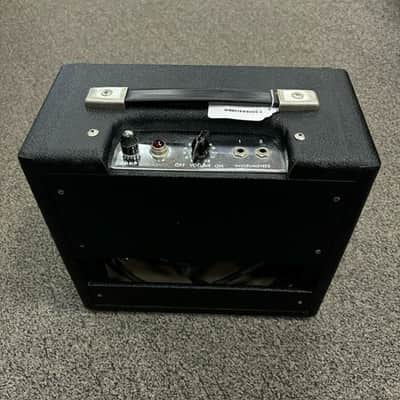 Used 1963 Fender Champ Tube Amp image 2