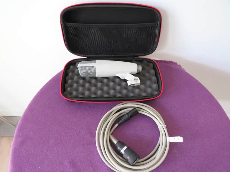 Sennheiser MD 421-2 Cardioid Dynamic Microphone with script logo Bild 1