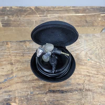 Shure SCL2 Sound Isolating Earphones image 2