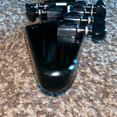 Schecter Blackjack SLS Avenger FR S Seymour Duncan pick ups black Floyd rose electric guitar made in Korea image 11