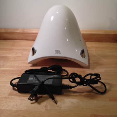 JBL Creature II Subwoofer (w/ 18v power cord) White image 1