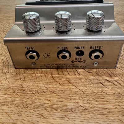 Dunlop UV-1 Uni-Vibe Chorus / Vibrato and foot controller pedal - Chrome image 5