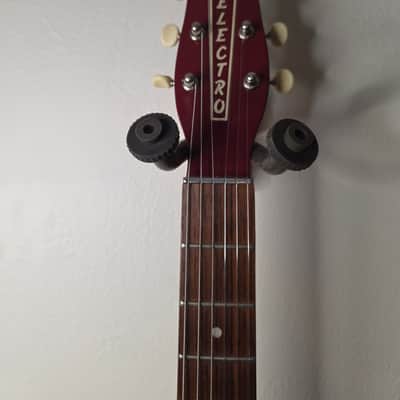 Danelectro 56 U-2 Reissue 1998 - 2004 - Commie Red Bild 5