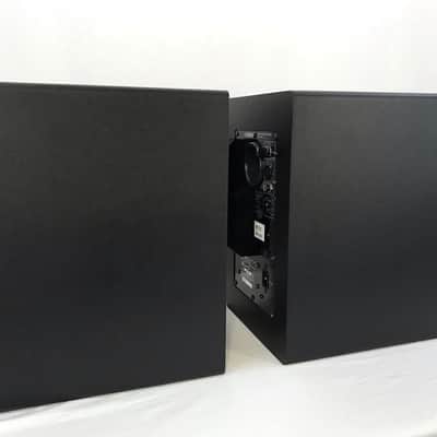 YAMAHA HS8 Powered Studio Monitors (pair) black image 5