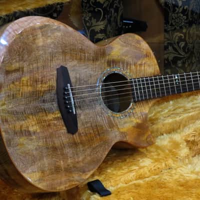 Batiksoul Guitars OM-C Flamed Mango Exclusive Model 2022 image 3