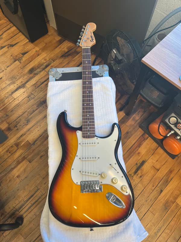 Squier Strat