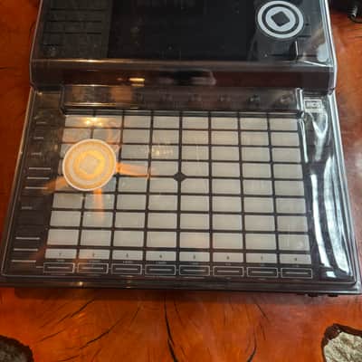 Akai Force Standalone Music Production / DJ Performance System 2019 - Black +BONUS CASE +DECK SAVER image 3